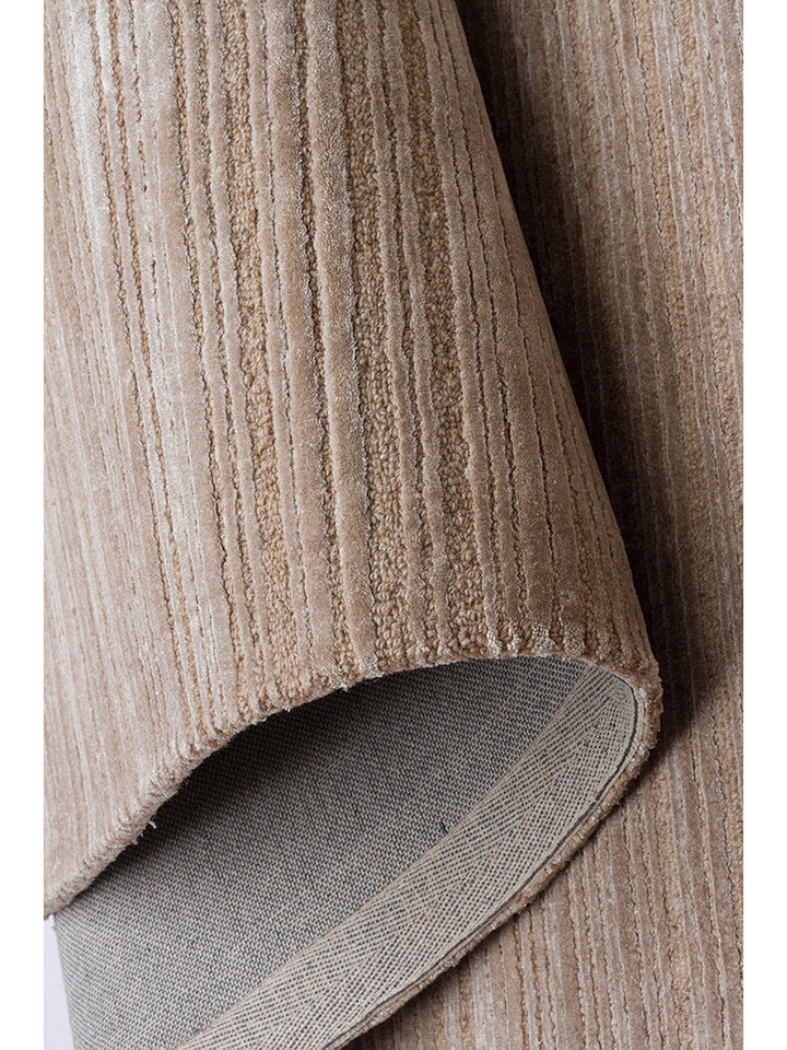 Alfombra tejida a mano de mezcla de lana y TENCEL™ serie Palermo BEIGE