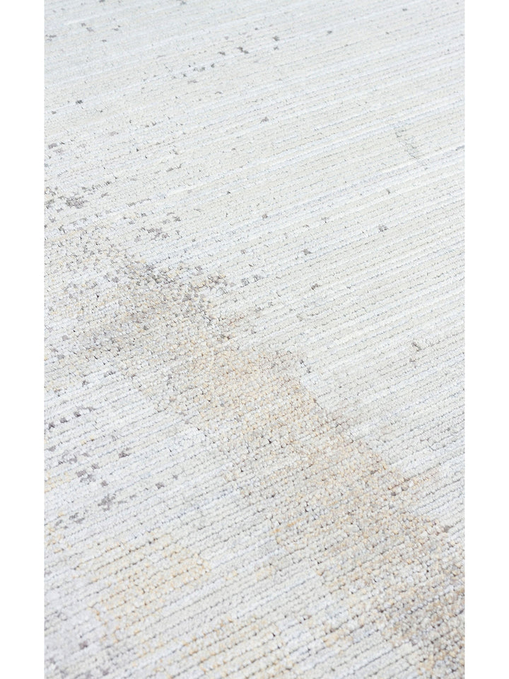 Mumbai Serisi Klasik Desenli Yüksek Kalite Sık Dokuma Parlak Salon Halısı 11 GREY GOLD - Carpetdocia