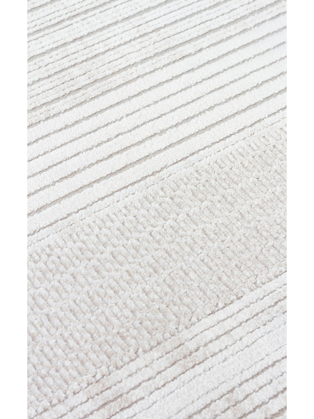 Mumbai Serisi Klasik Desenli Yüksek Kalite Sık Dokuma Parlak Salon Halısı 13 CREAM BEIGE - Carpetdocia