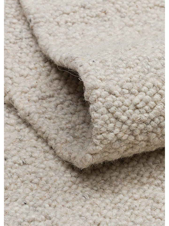 Agra Series Wool Polyester and Cotton Blend Handwoven Rug SILVER