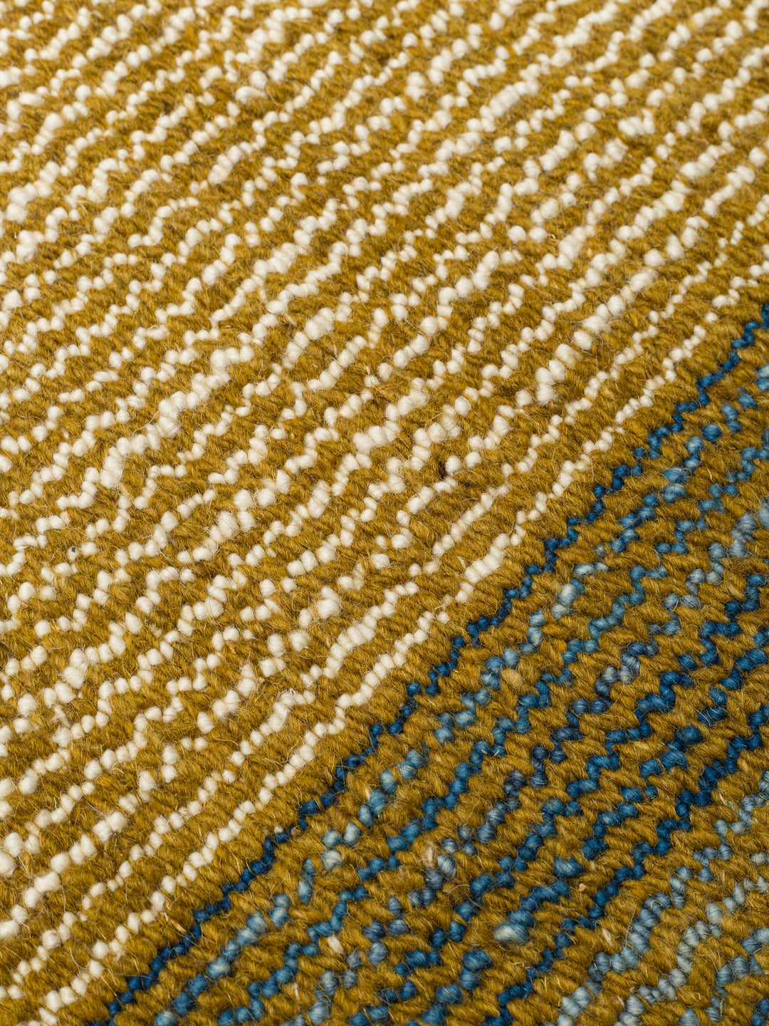 Oasis %100 Yün El Emeği ile Üretilen Kilim OCHRE doku detayı